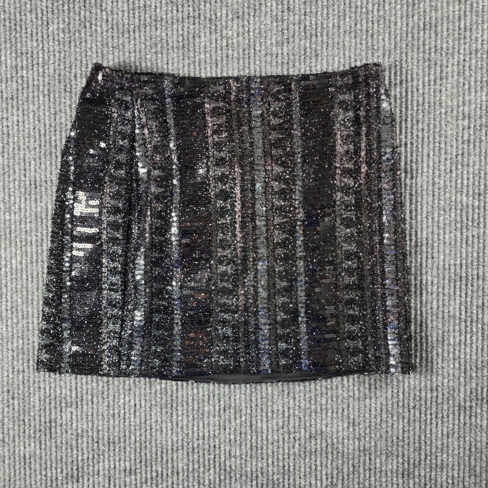 Express Womens Sequin Mini Skirt Black Silver Metallic Striped Party Size 4